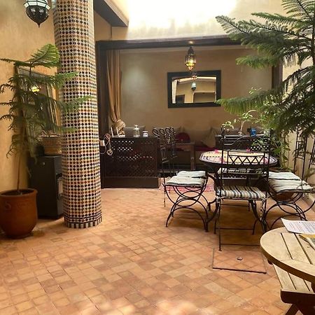 Petit Riad Authentique Tout Proche De Dar El Bacha Apartment Marrakesh Exterior photo