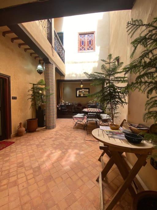 Petit Riad Authentique Tout Proche De Dar El Bacha Apartment Marrakesh Exterior photo