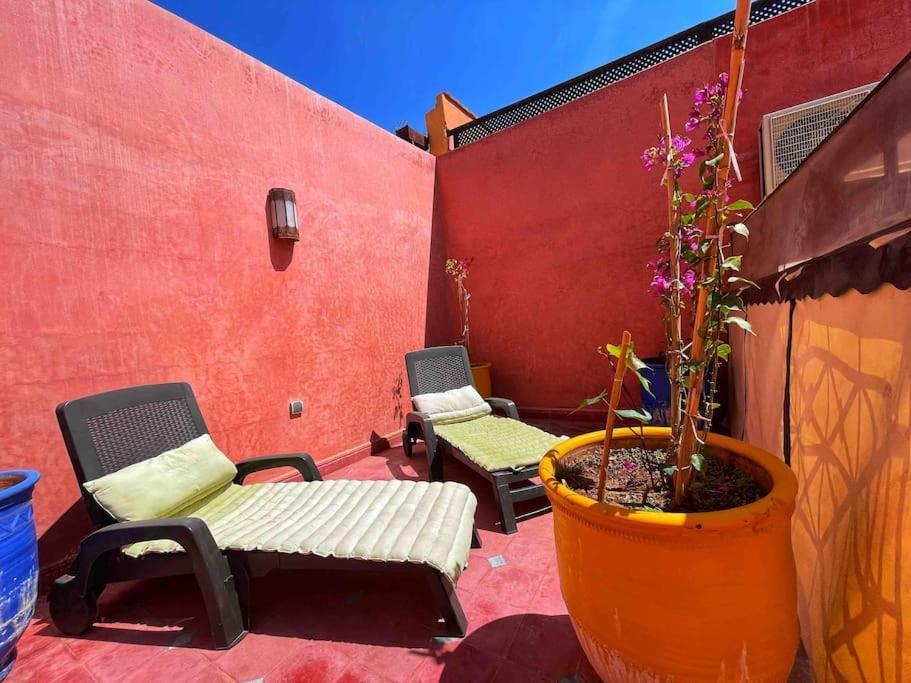 Petit Riad Authentique Tout Proche De Dar El Bacha Apartment Marrakesh Exterior photo