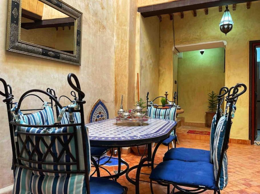 Petit Riad Authentique Tout Proche De Dar El Bacha Apartment Marrakesh Exterior photo